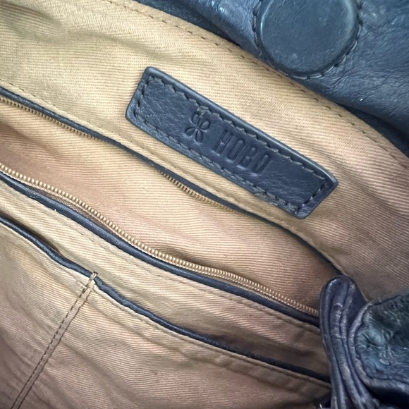 Hobo Prima Leather Shoulder Bag - Deep Navy Blue - Picture 6 of 11